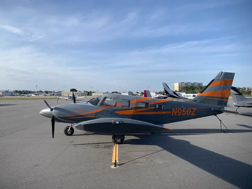 2001 Piper Seneca V